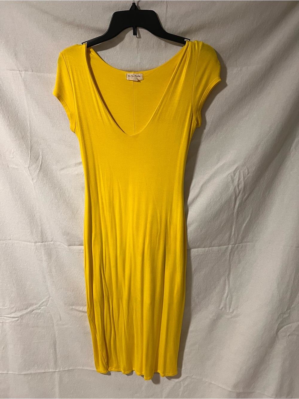 See You Monday Bright Yellow Scoop Neck Cap Sleeve Dress - size M